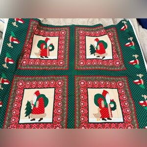 Vintage Cranston Print Works "Old-Fashioned Christmas" fabric panel.quilt wall